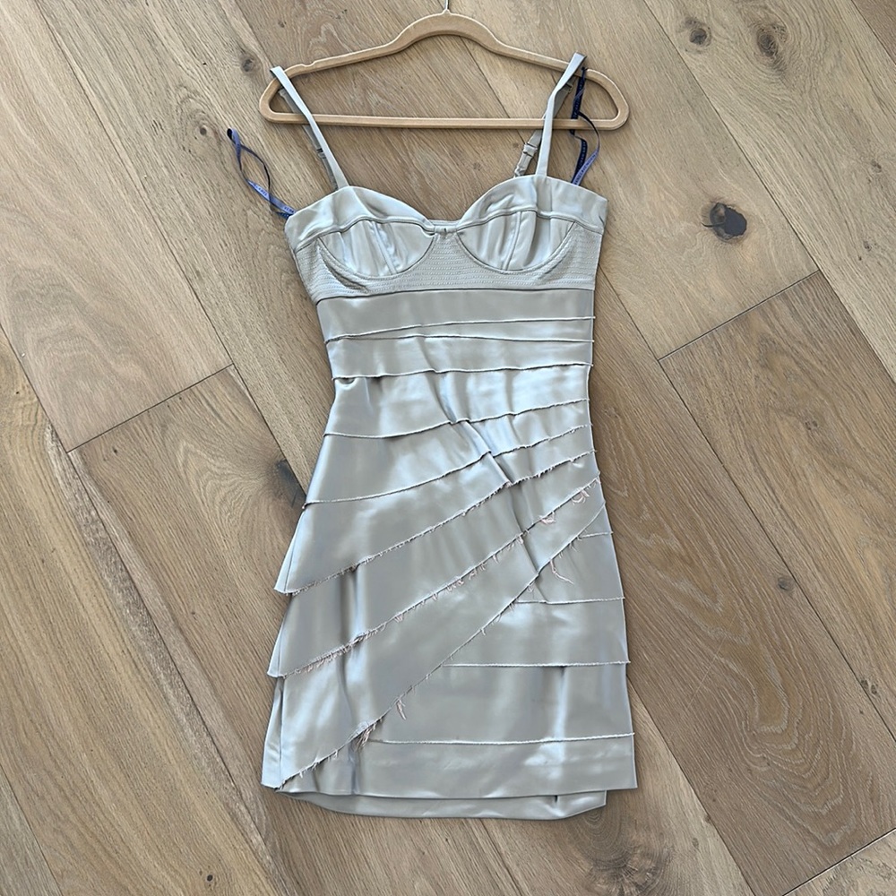 Vera Wang lavender label super sexy dress